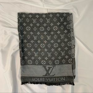 LV Louis Vuitton Monogram Scarf